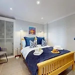 Swansea Marina Apartment - Water View - Sleeps 5