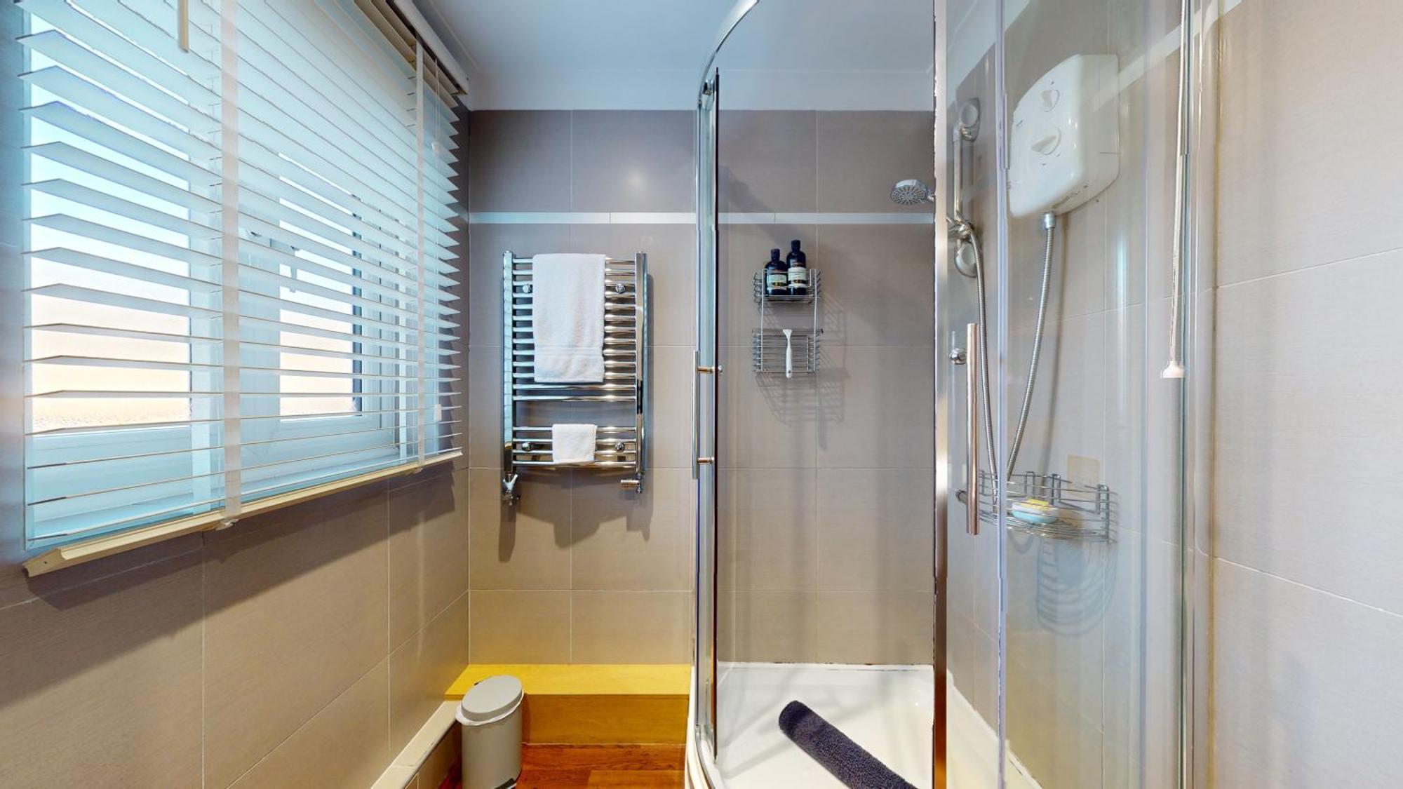 Apartment Marina - Water View - Sleeps 5 *