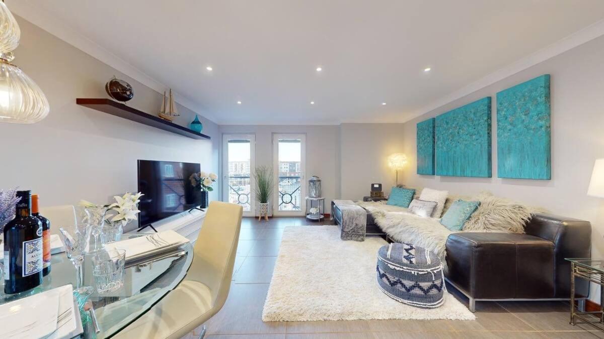 Marina - Water View - Sleeps 5 *