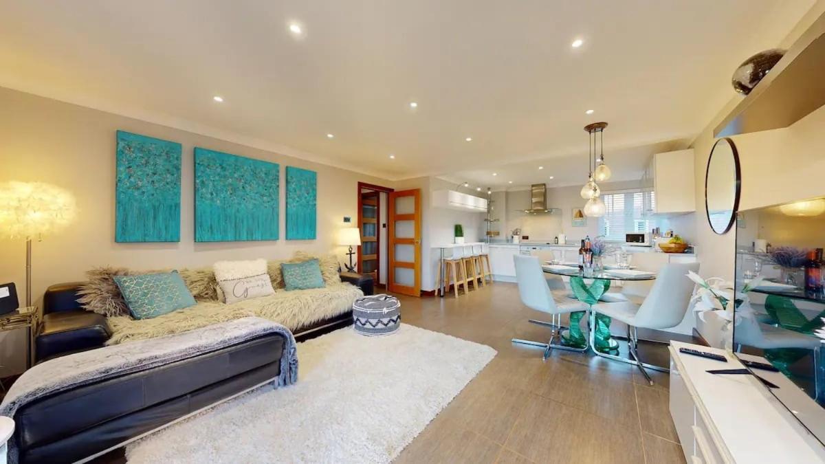 Marina - Water View - Sleeps 5