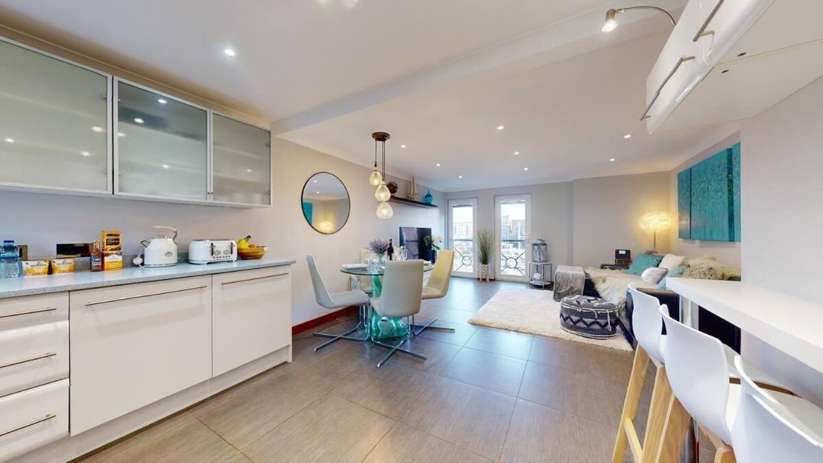Marina - Water View - Sleeps 5 *